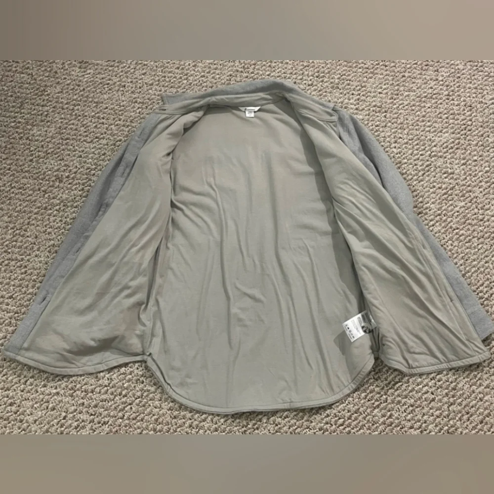 Women's Ripzone Beige Button-Up Shacket Large - Picture 2 of 3